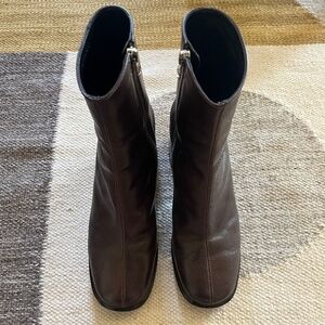 Rachel Comey Brown Leather Square Toe Ankle Boots Side Zip Size [Size: 8]